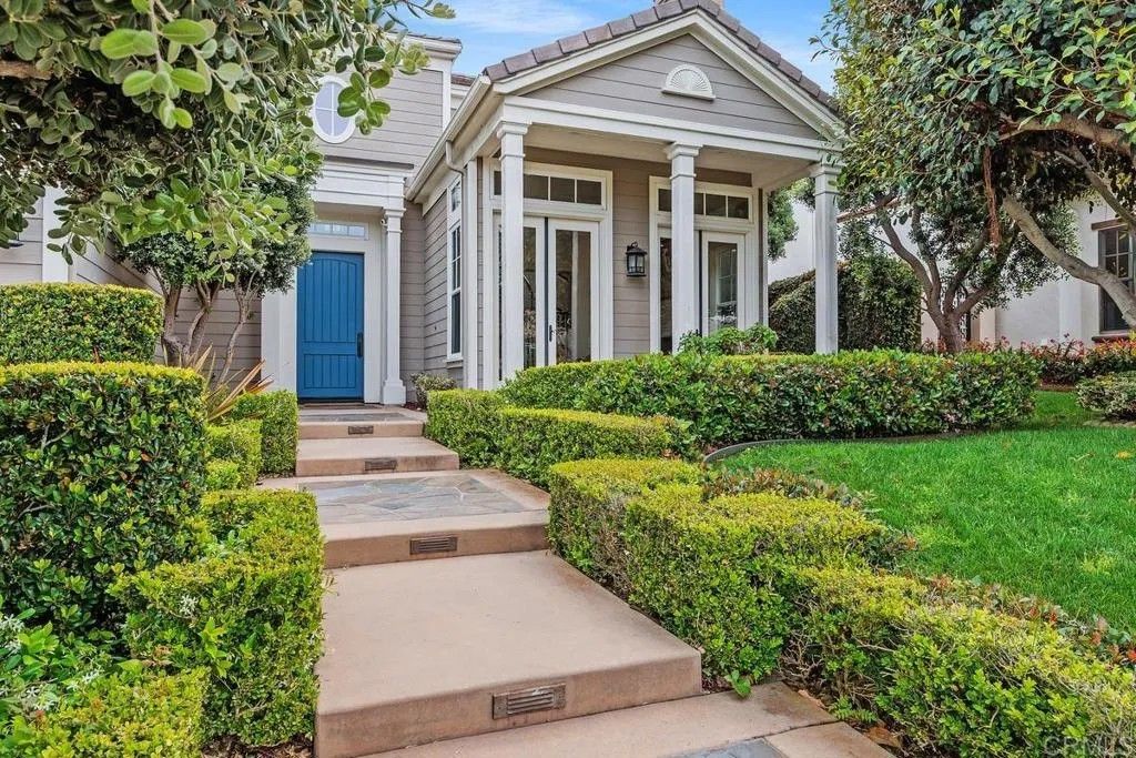 Photo of 7061 Heron Circle, Carlsbad, CA 92011 (MLS # NDP2603458)