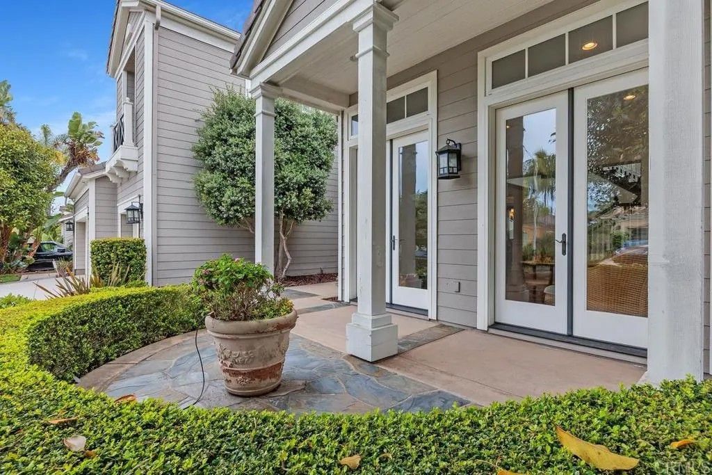 Photo of 7061 Heron Circle, Carlsbad, CA 92011 (MLS # NDP2603458)