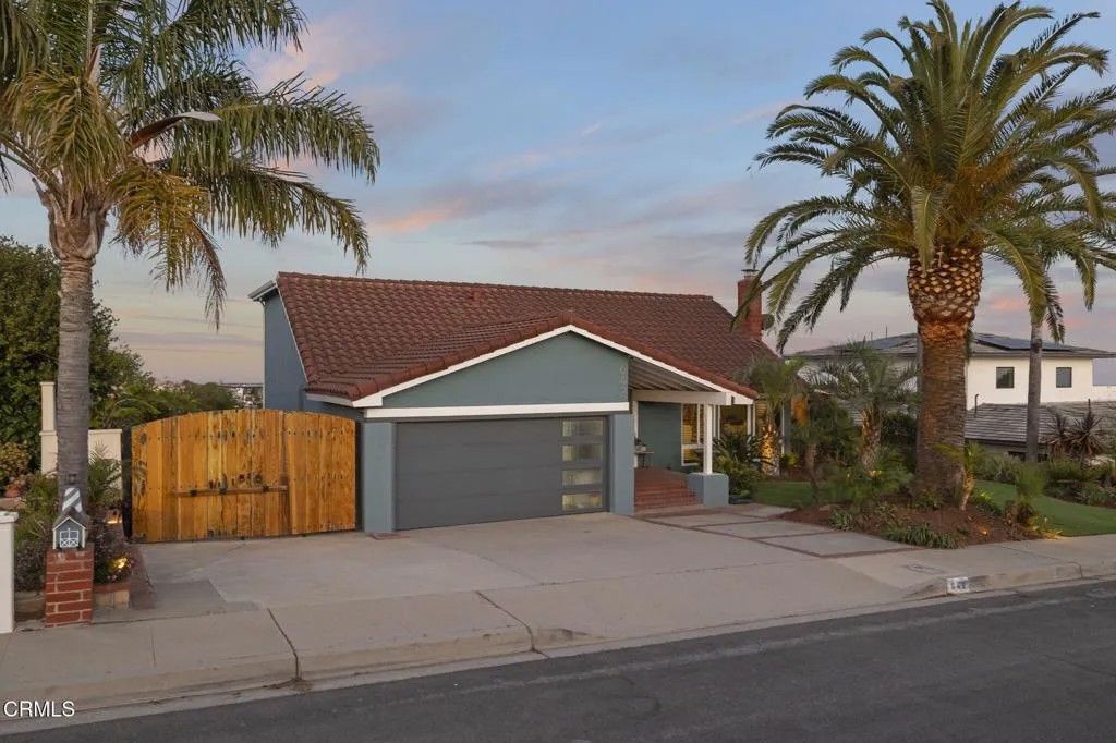 Photo of 642 Skyline Road, Ventura, CA 93003 (MLS # V1-34632)