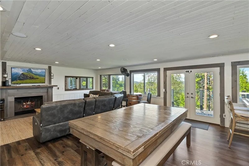 533 Sunderland Court