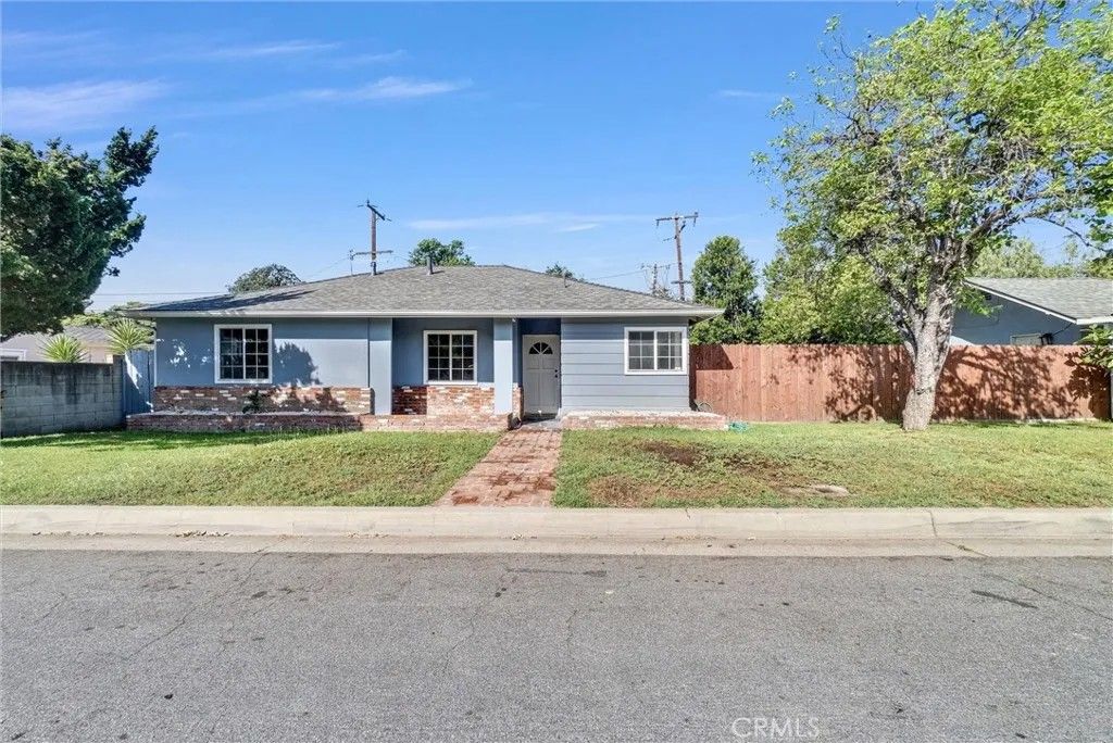 Photo of 1611 S Fourth Avenue, Arcadia, CA 91006 (MLS # AR26063886)