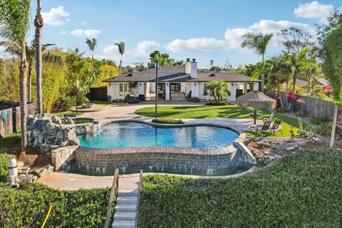 Photo of 43 Corte Maria Ave, Chula Vista, CA 91910 (MLS # 260004426)