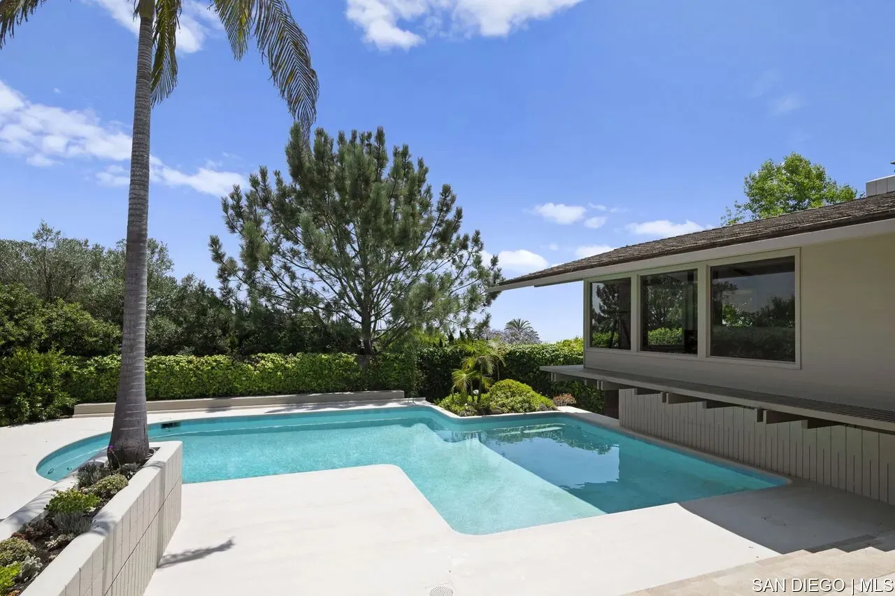 La Jolla, California 92037, United States, 5 Bedrooms Bedrooms, ,6 BathroomsBathrooms,Residential,Active,165179