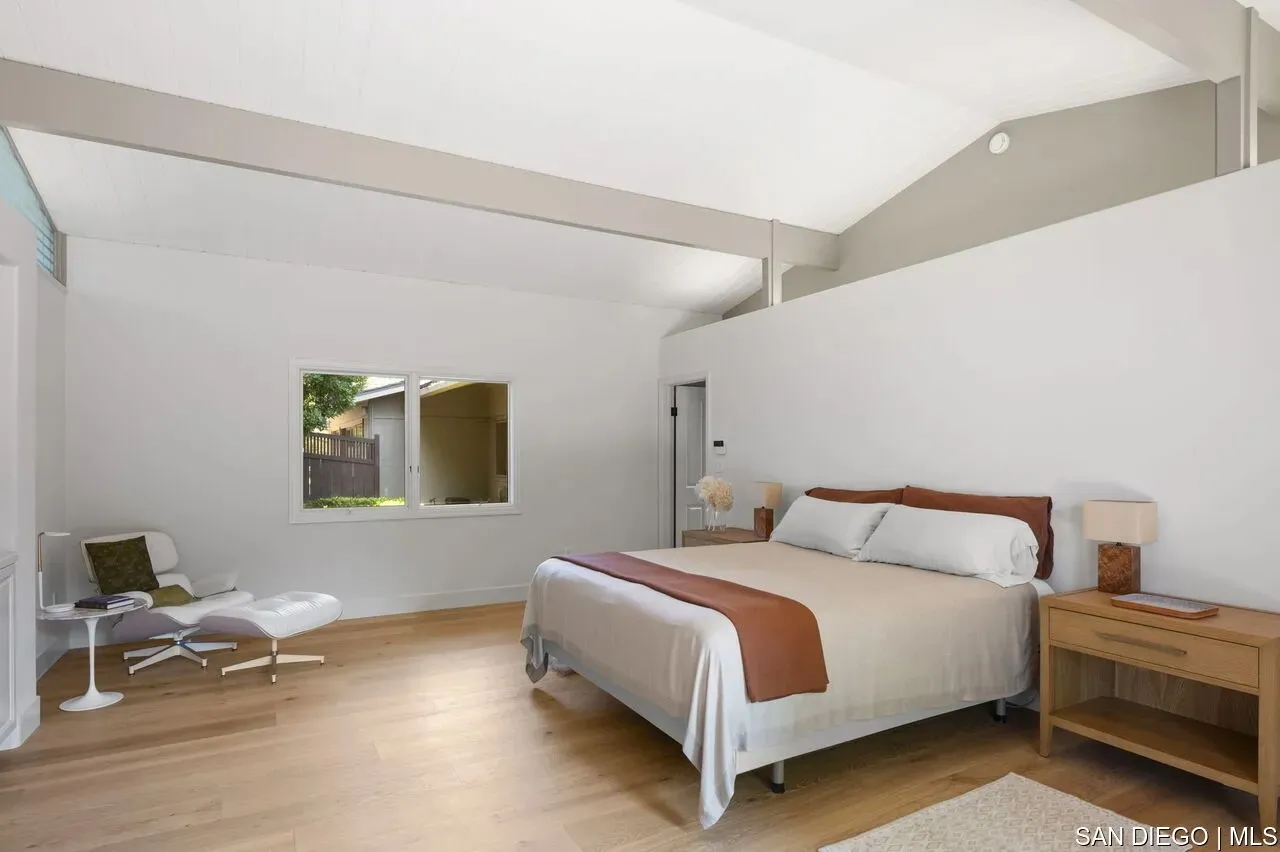 La Jolla, California 92037, United States, 5 Bedrooms Bedrooms, ,6 BathroomsBathrooms,Residential,Active,165179