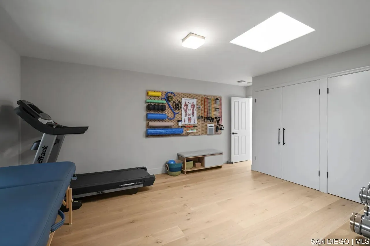 La Jolla, California 92037, United States, 5 Bedrooms Bedrooms, ,6 BathroomsBathrooms,Residential,Active,165179