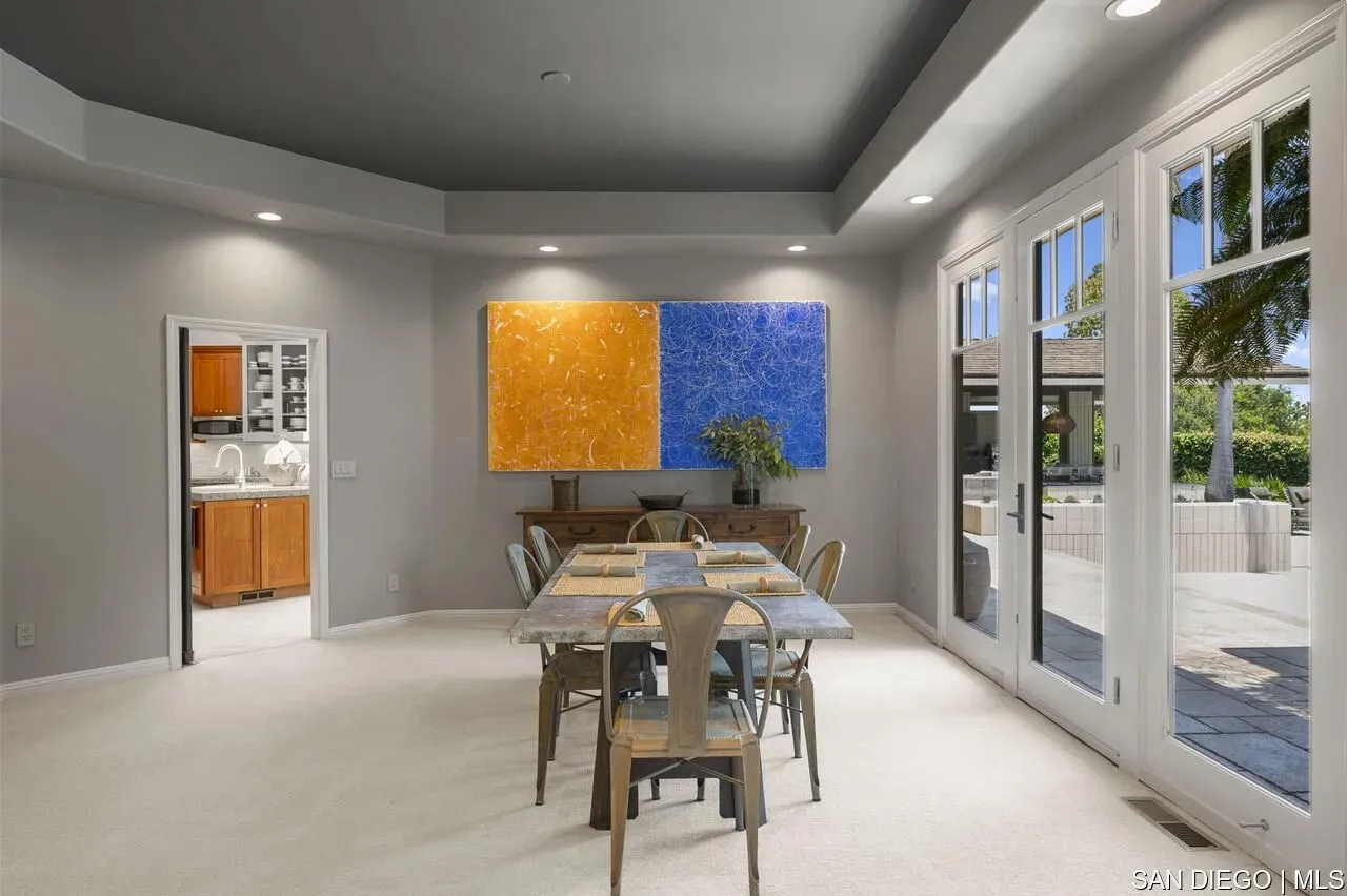 La Jolla, California 92037, United States, 5 Bedrooms Bedrooms, ,6 BathroomsBathrooms,Residential,Active,165179