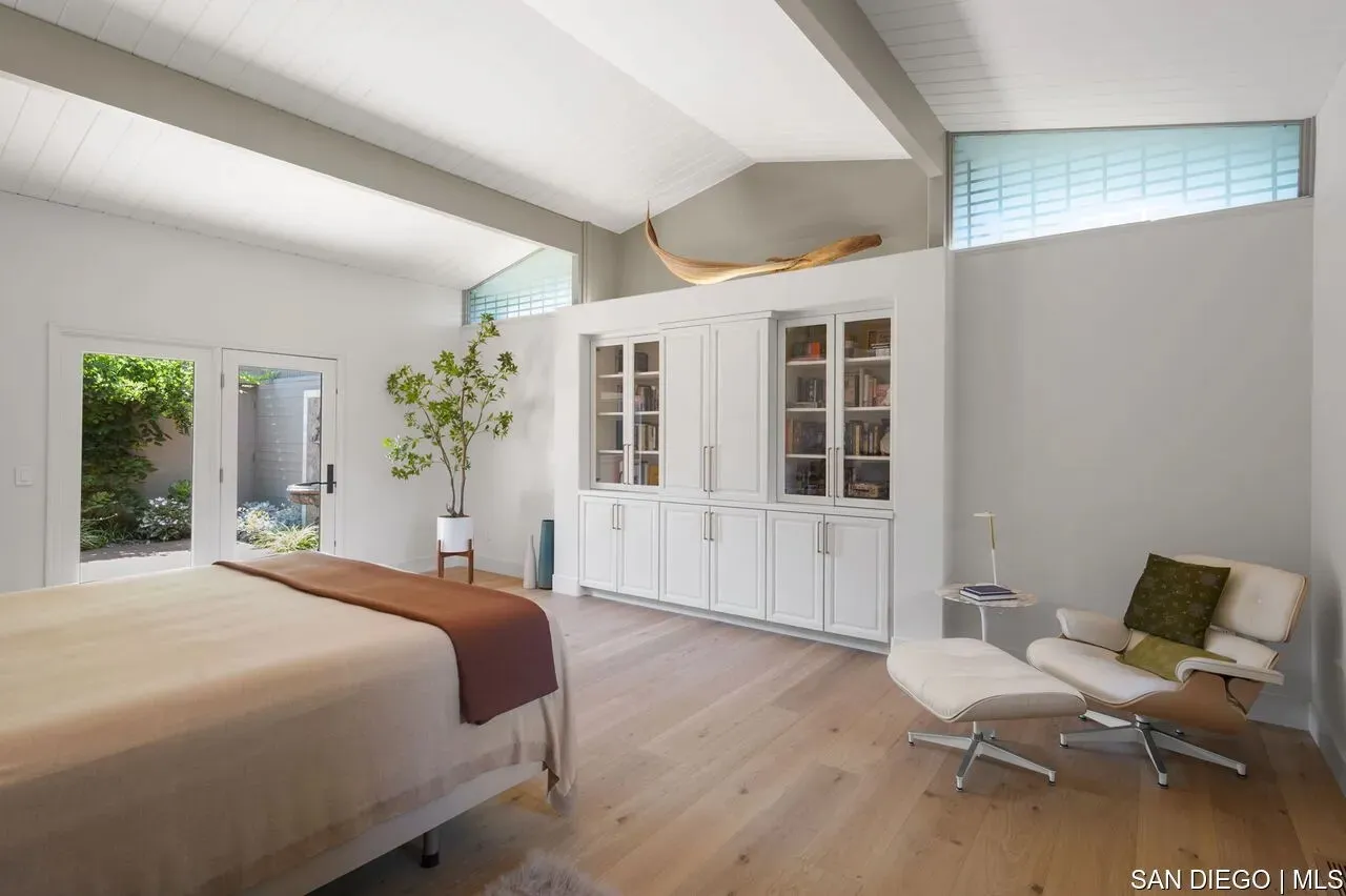 La Jolla, California 92037, United States, 5 Bedrooms Bedrooms, ,6 BathroomsBathrooms,Residential,Active,165179