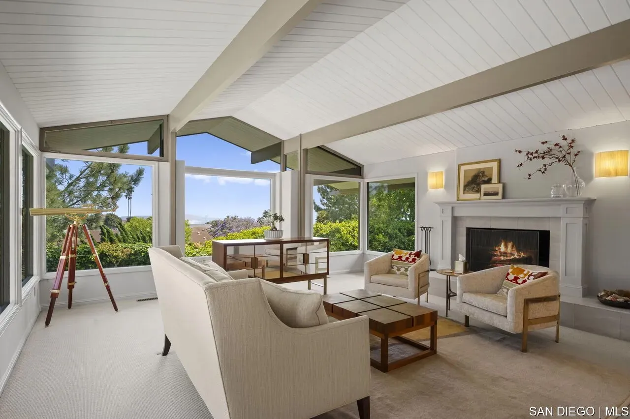 La Jolla, California 92037, United States, 5 Bedrooms Bedrooms, ,6 BathroomsBathrooms,Residential,Active,165179