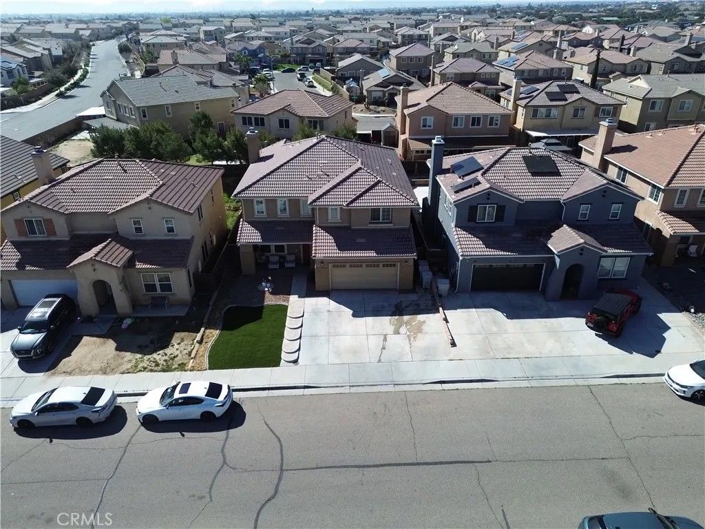 Photo of 12971 Fawnskin St, Hesperia, CA 92344 (MLS # PW26056437)