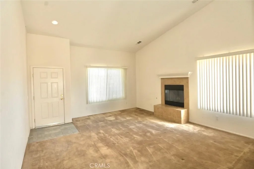 13037 Sunset Canyon