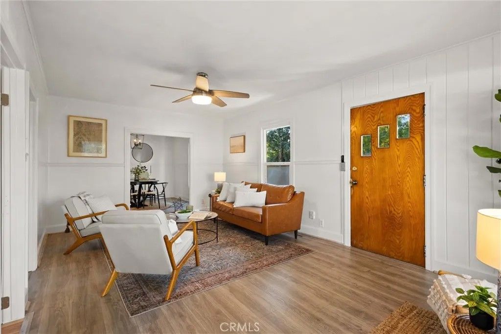 Photo of 573 E 19th St, Chico, CA 95928 (MLS # SN26009425)