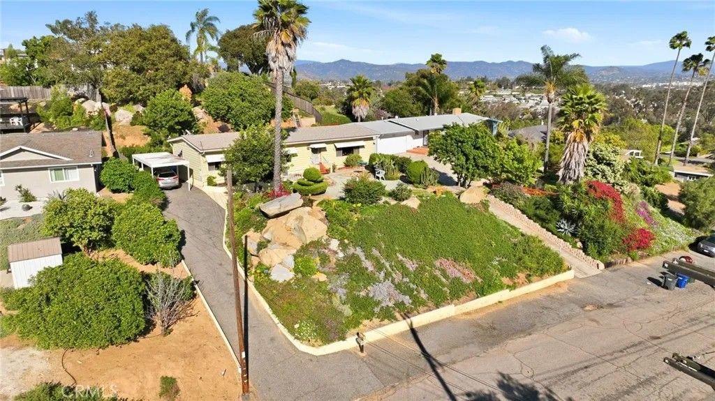 Photo of 1276 Oasis Dr, Escondido, CA 92026 (MLS # MB26054450)