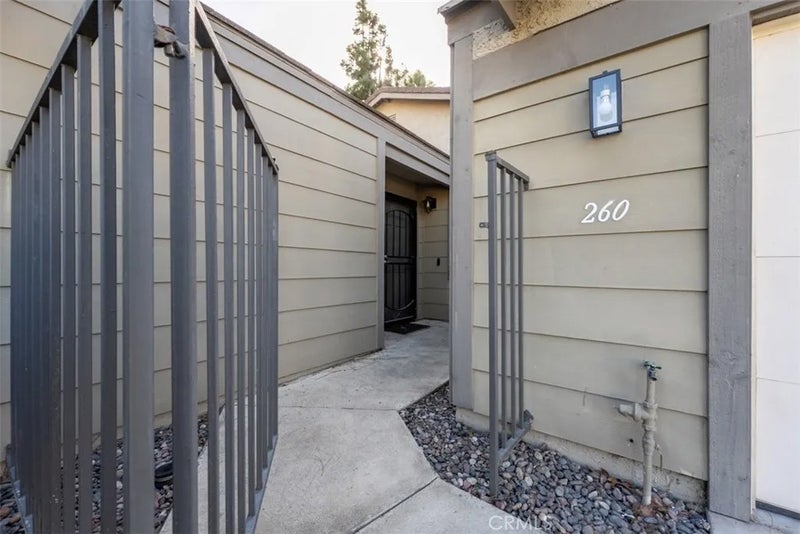 260 E Ponderosa 19