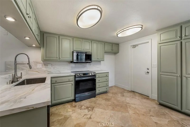 260 E Ponderosa 19