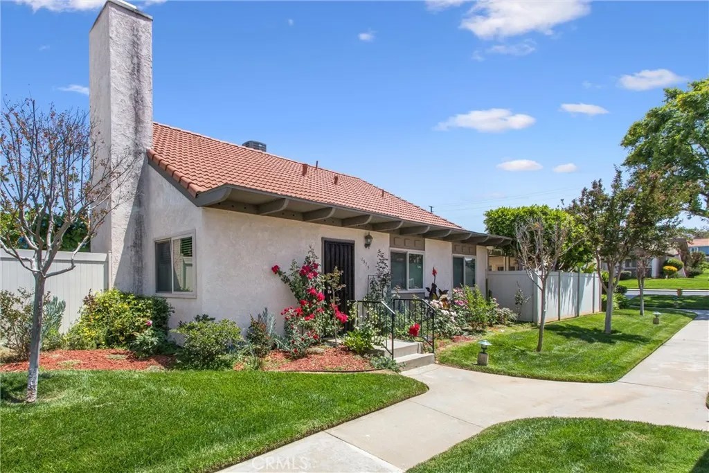 1575 Christopher