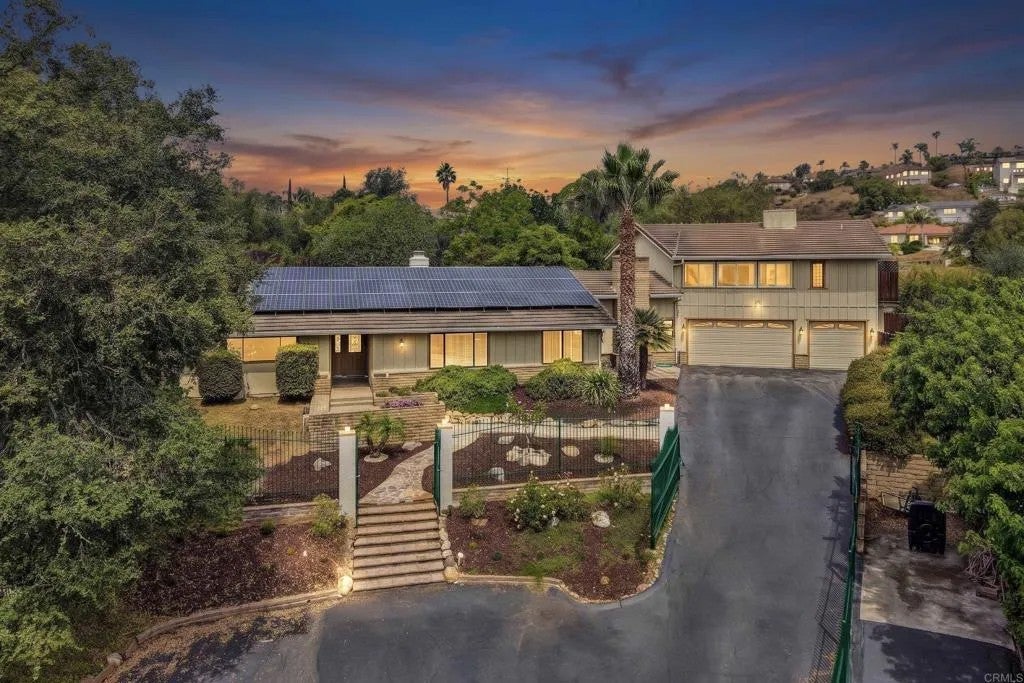 Photo of 3056 Overhill Drive, Vista, CA 92084 (MLS # NDP2608243)