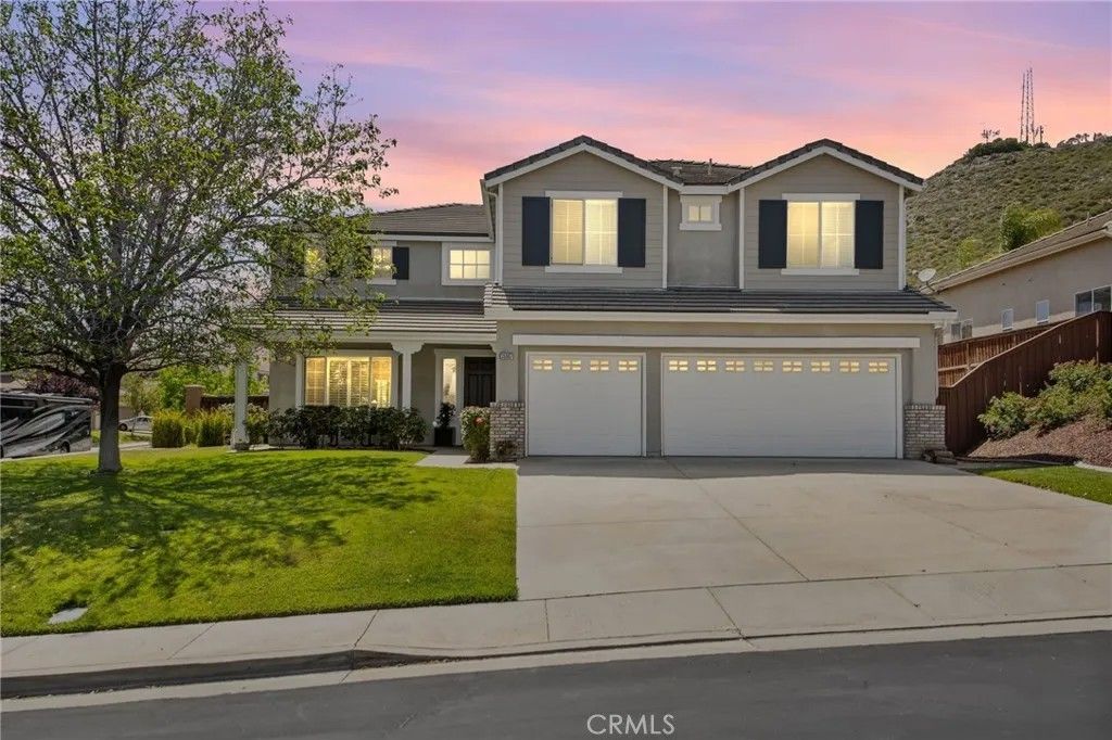Photo of 35987 Corte Renata, Murrieta, CA 92562 (MLS # SW25217597)