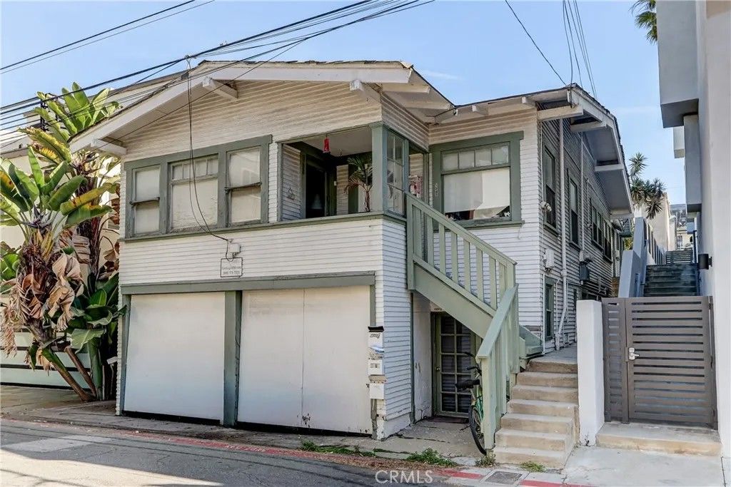 Photo of 1502 Palm Drive, Hermosa Beach, CA 90254 (MLS # SB26047833)