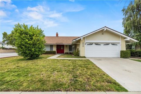 Photo of 25198 Avenida Ignacio, Valencia, CA 91355 (MLS # SR26117918)
