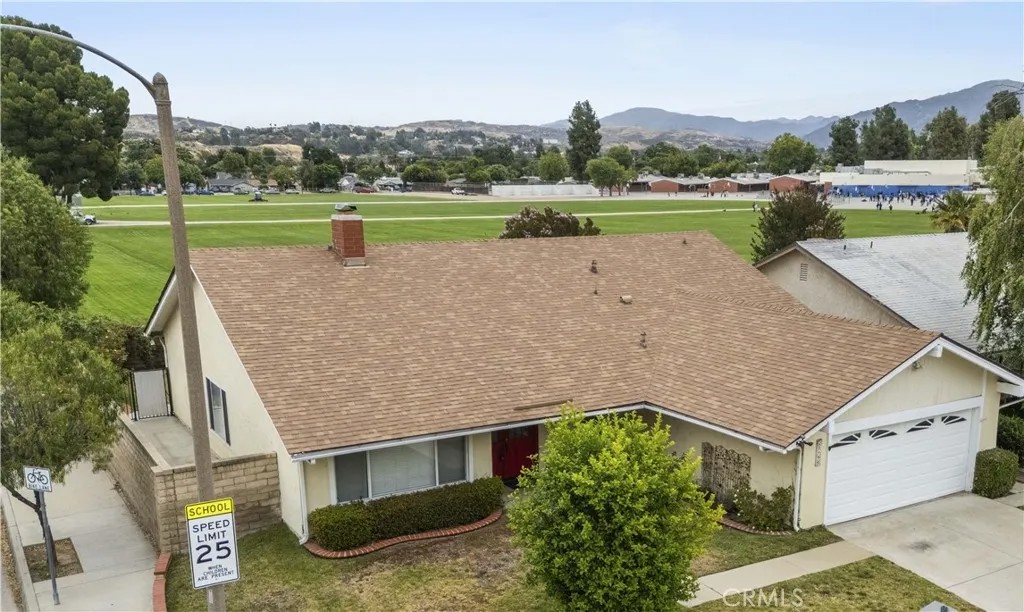 25198 Avenida Ignacio