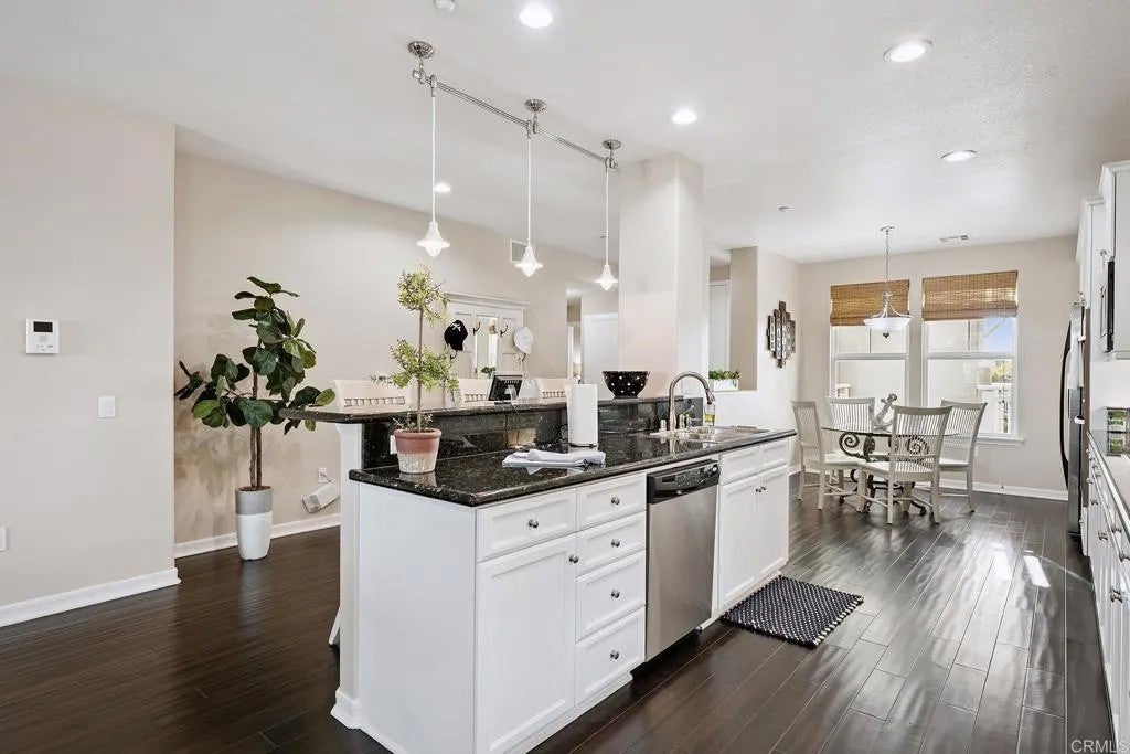 1540 Seabridge Lane