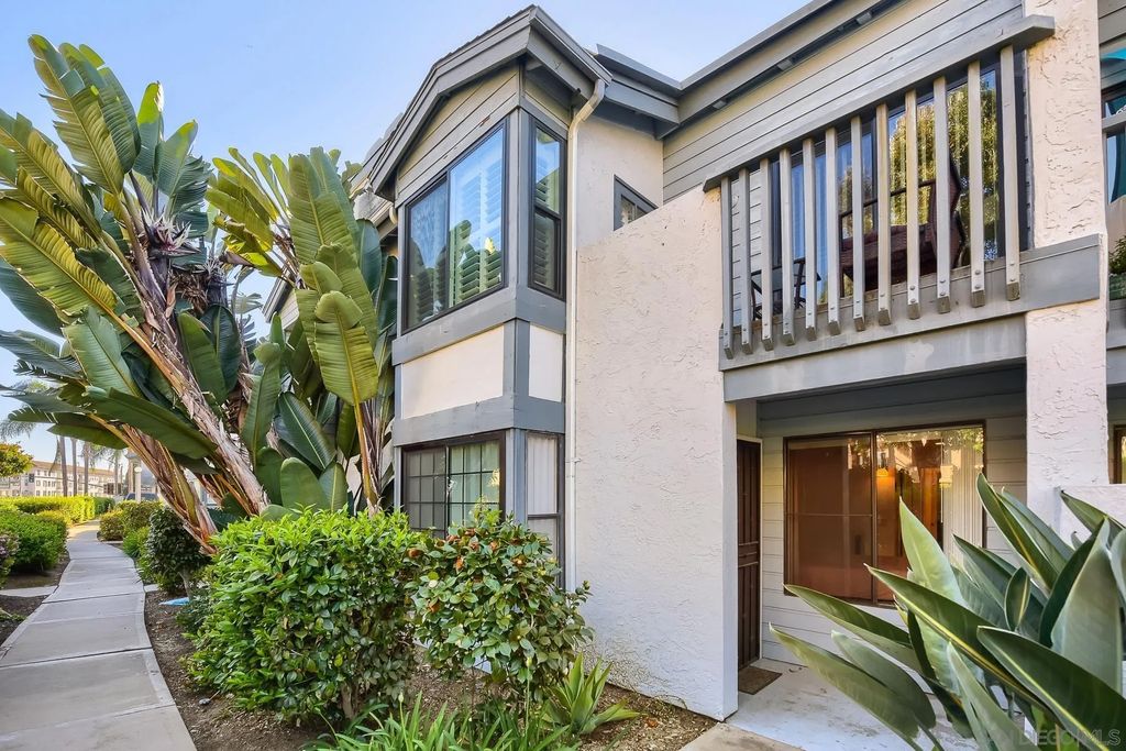 Photo of 4085 Crystal Dawn Ln #104, San Diego, CA 92122 (MLS # 260006517)