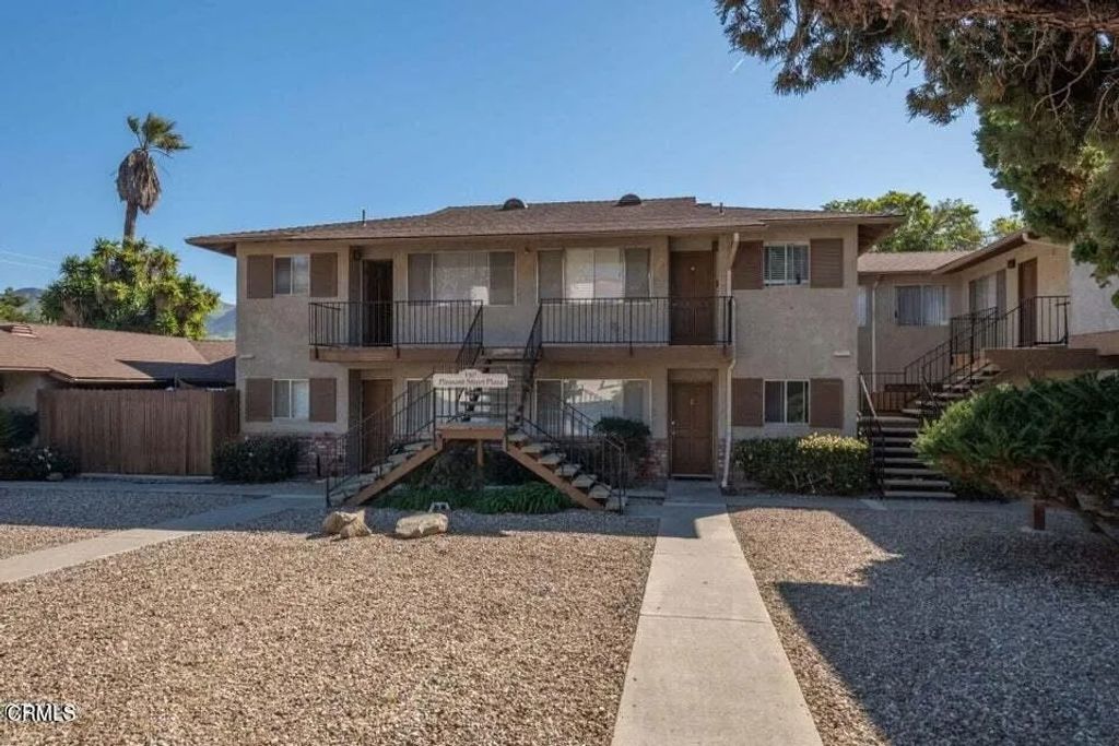 Photo of 180 Pleasant Street #D, Santa Paula, CA 93060 (MLS # V1-35610)