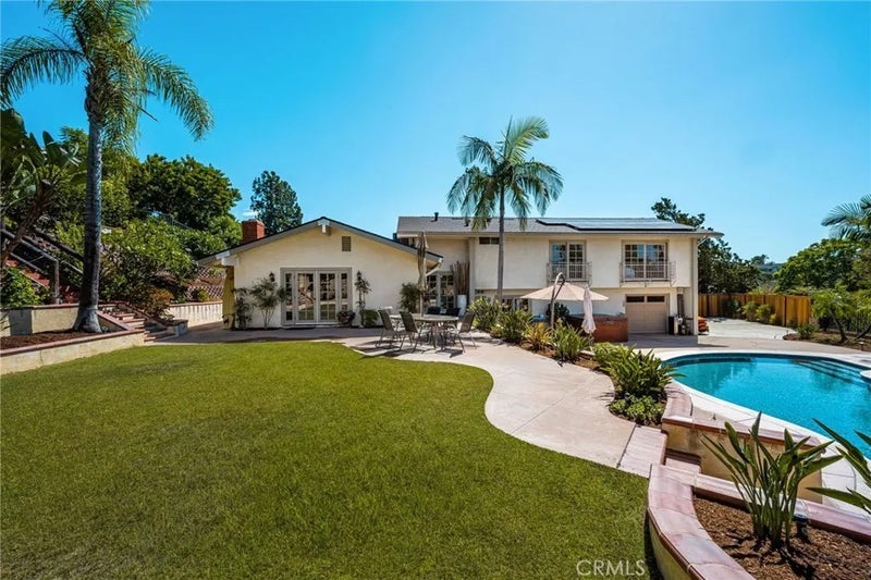 10381 Brightwood