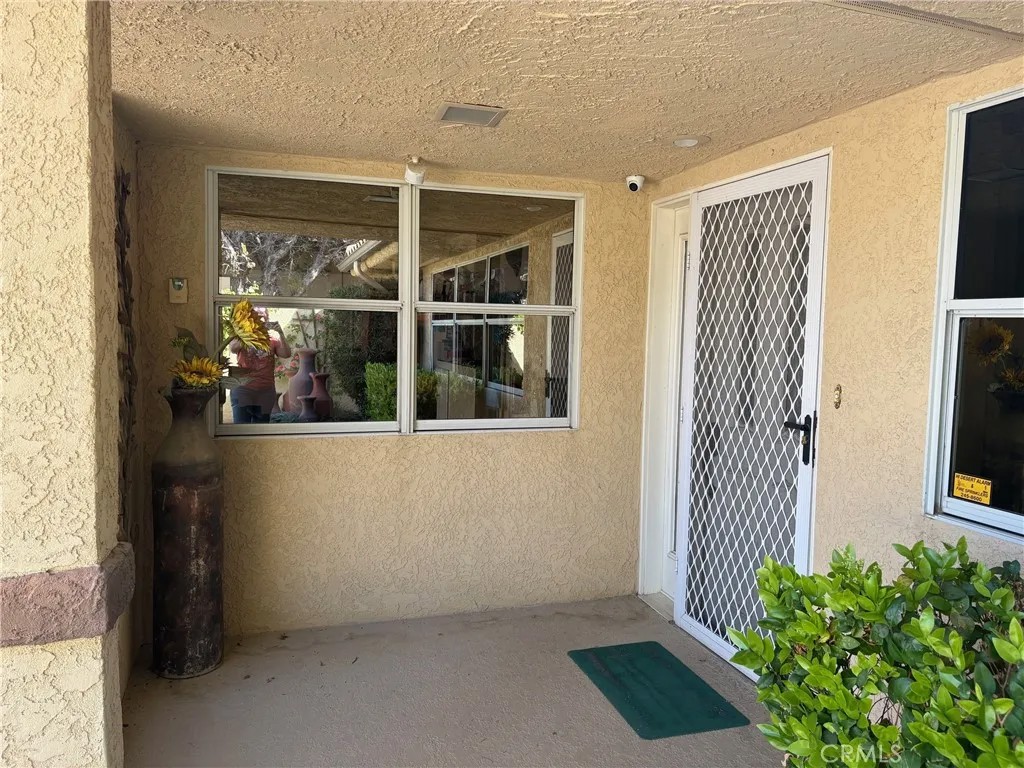14695 Greenbriar