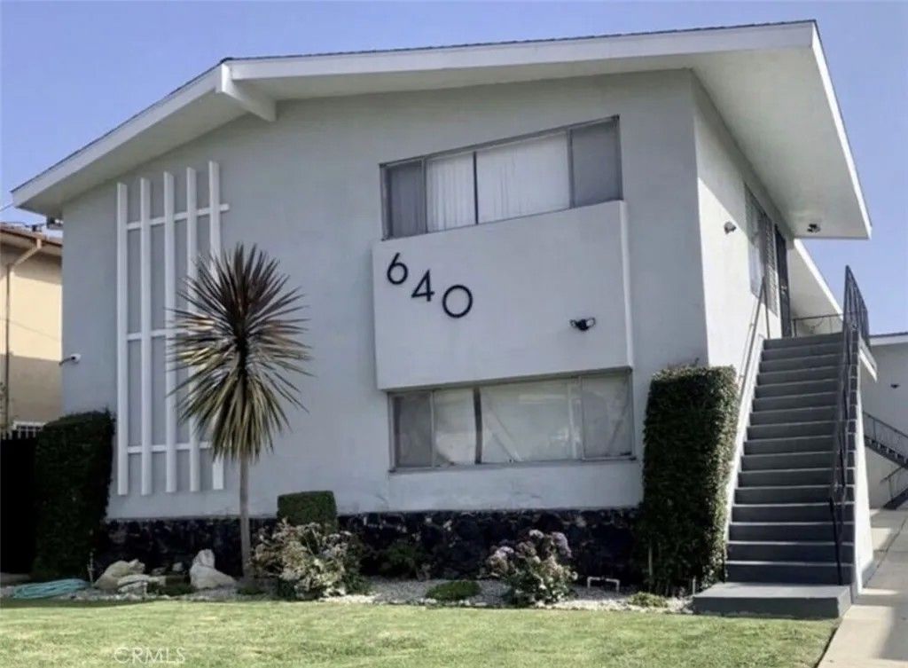 Photo of 640 Hill Street, Inglewood, CA 90302 (MLS # SB26023437)