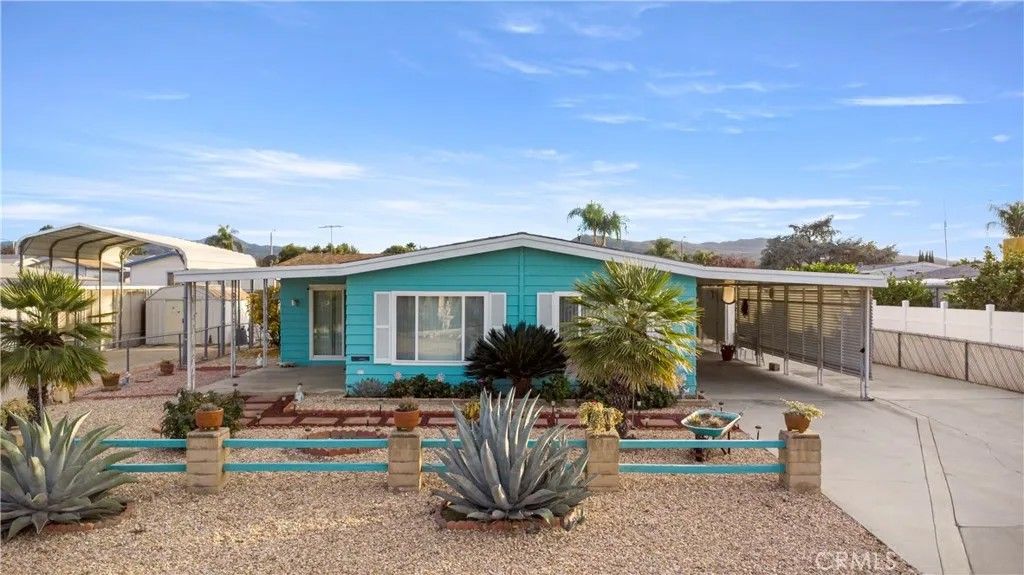 Photo of 43609 Jared Lane, Hemet, CA 92544 (MLS # SW26016251)