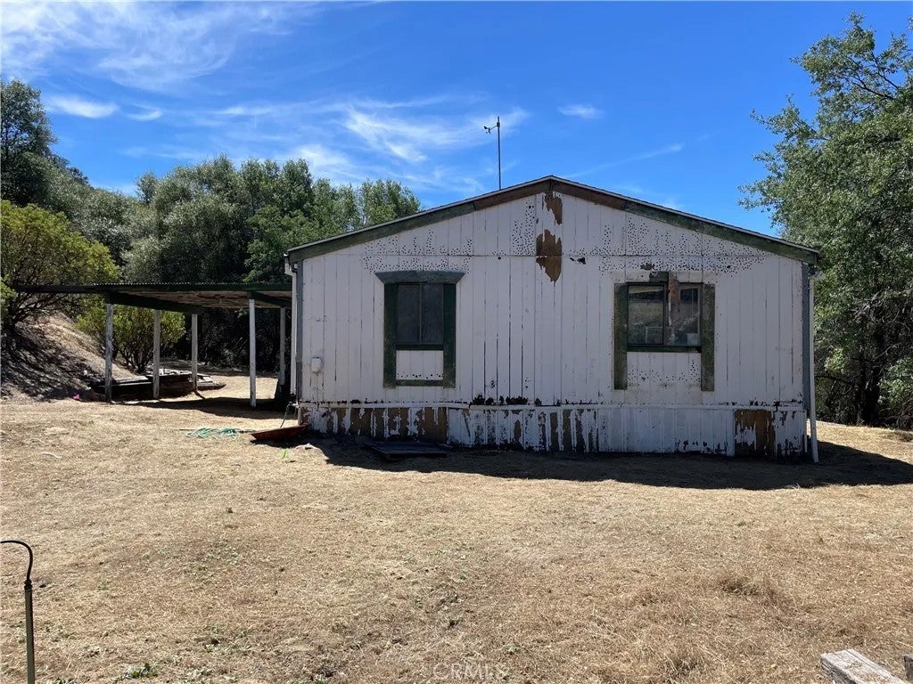 4390 Usona Road