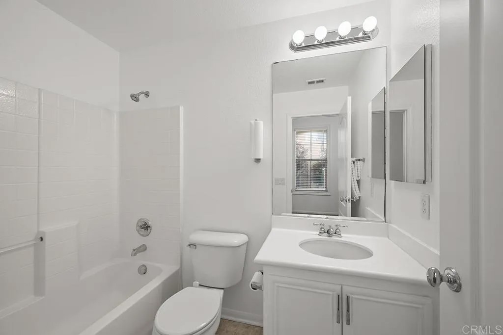 1291 BLUE JEAN WAY UNIT 4