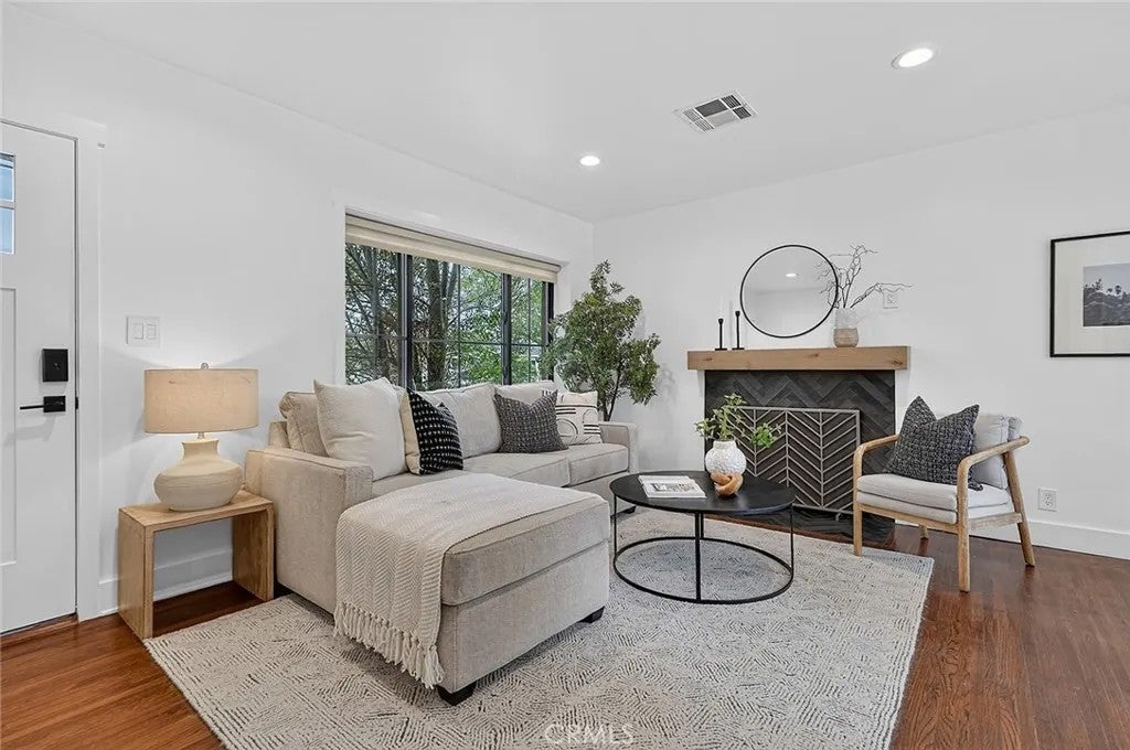 4333 Maury Ave
