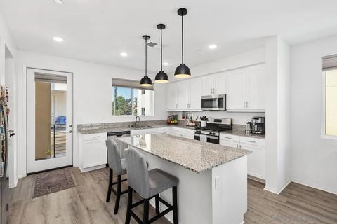 5405 Beach Bluff Ln 224 San Diego CA 92154