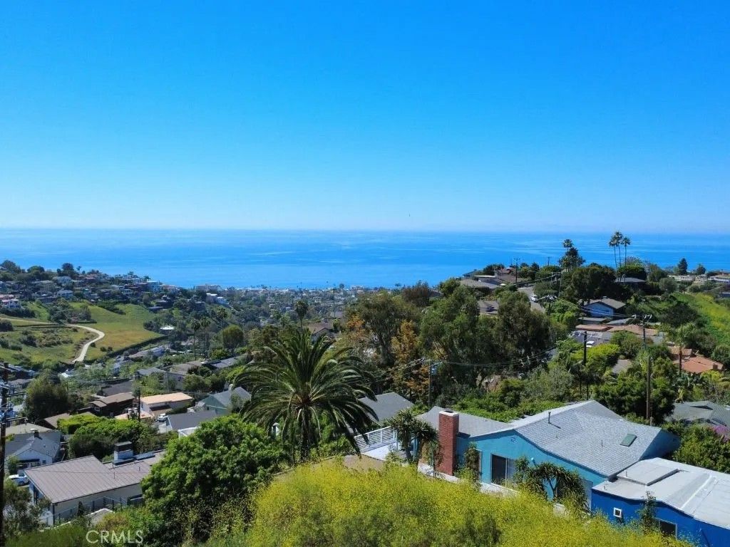 Photo of 1550 Bluebird Canyon, Laguna Beach, CA 92651 (MLS # OC26028205)