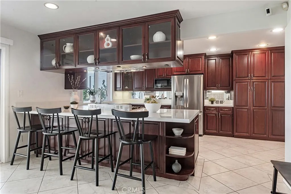 27108 Diamondhead