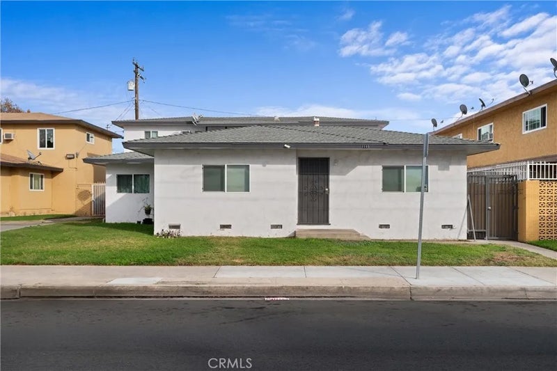 1110 N East