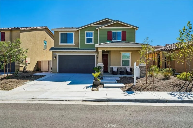 4646 Florence