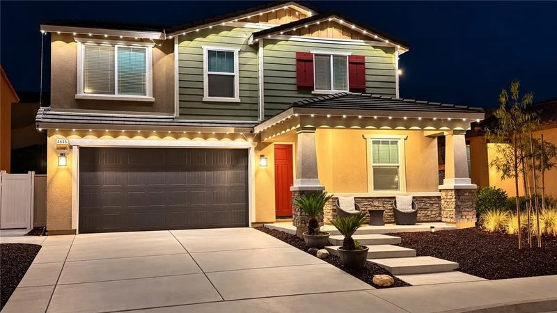 4646 Florence