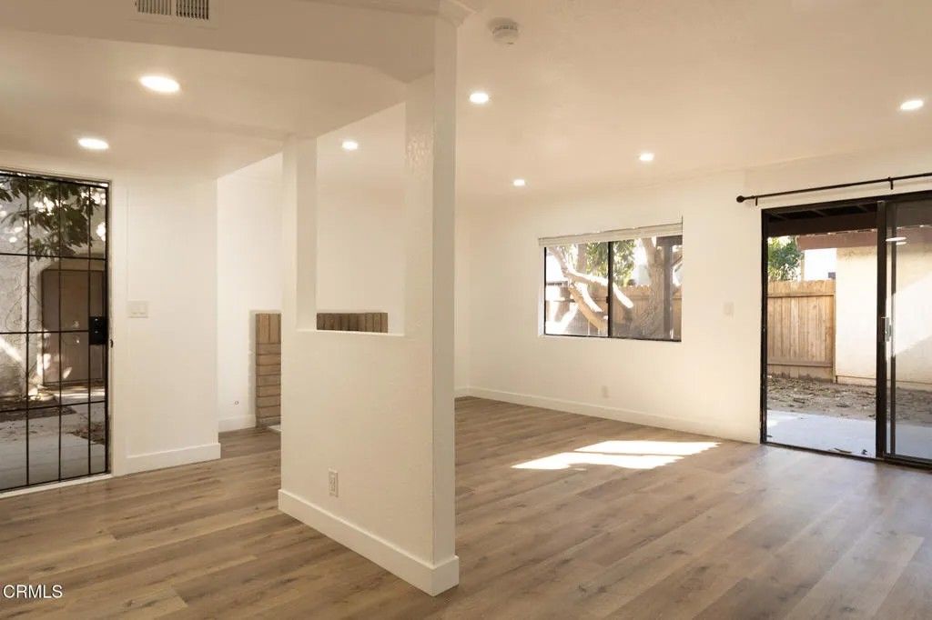 Photo of 364 E Bard Road, Oxnard, CA 93033 (MLS # V1-34759)