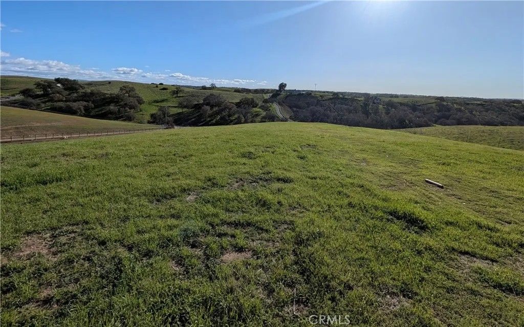 Photo of 0 Morning Star, Paso Robles, CA 93446 (MLS # NS26008802)