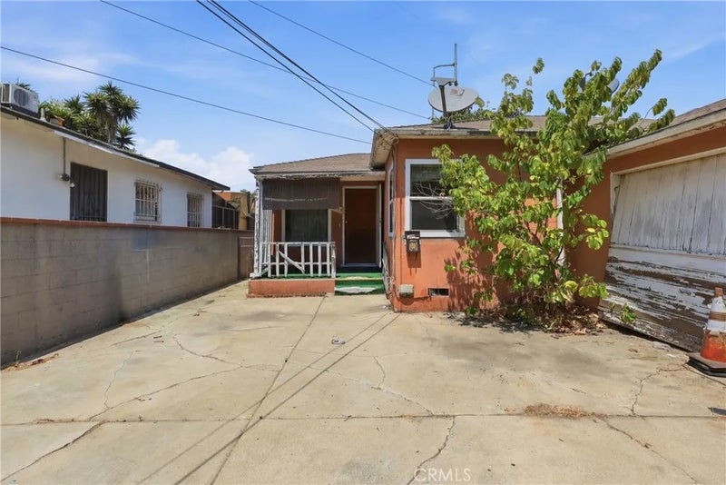 637 Hill Street