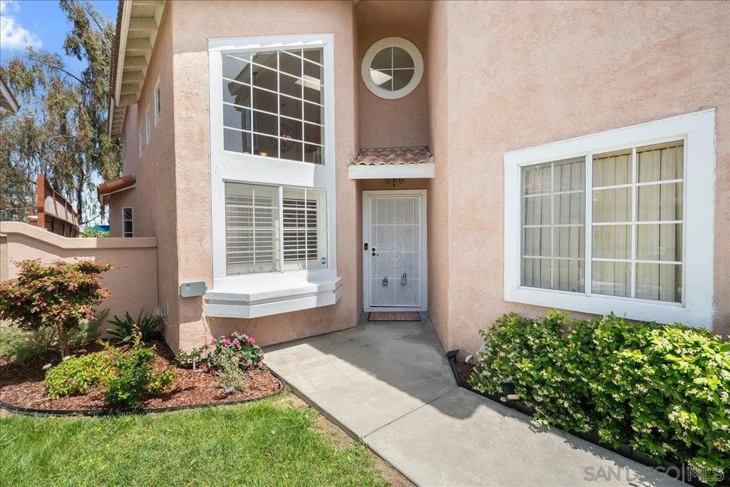 Photo of 3266 San Helena Dr, Oceanside, CA 92056 (MLS # 260009750)