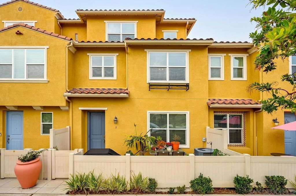 Photo of 1345 Santa Diana Unit 5 Rd, Chula Vista, CA 91913 (MLS # 260001944)