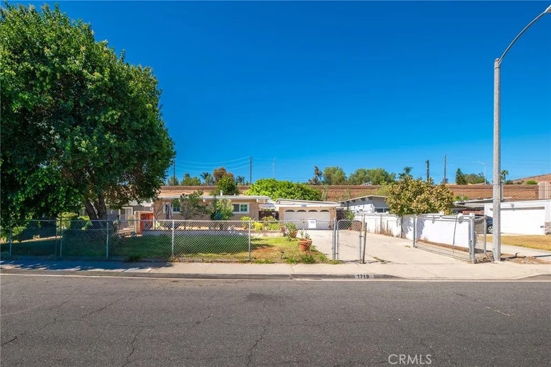1719 Calatina Dr