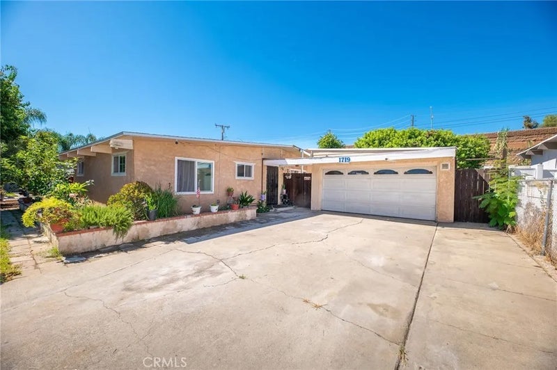 1719 Calatina Dr