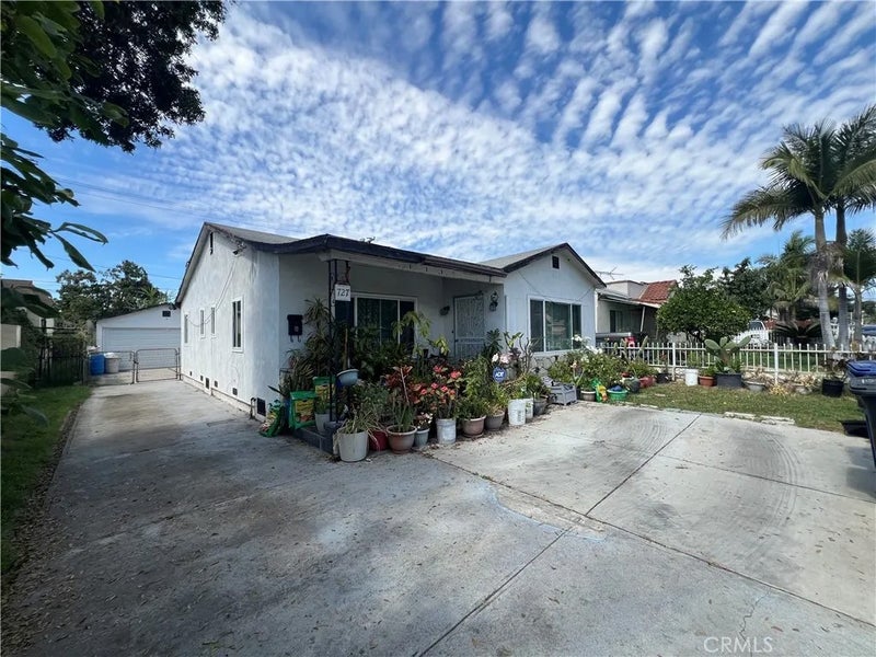 727 Oakford