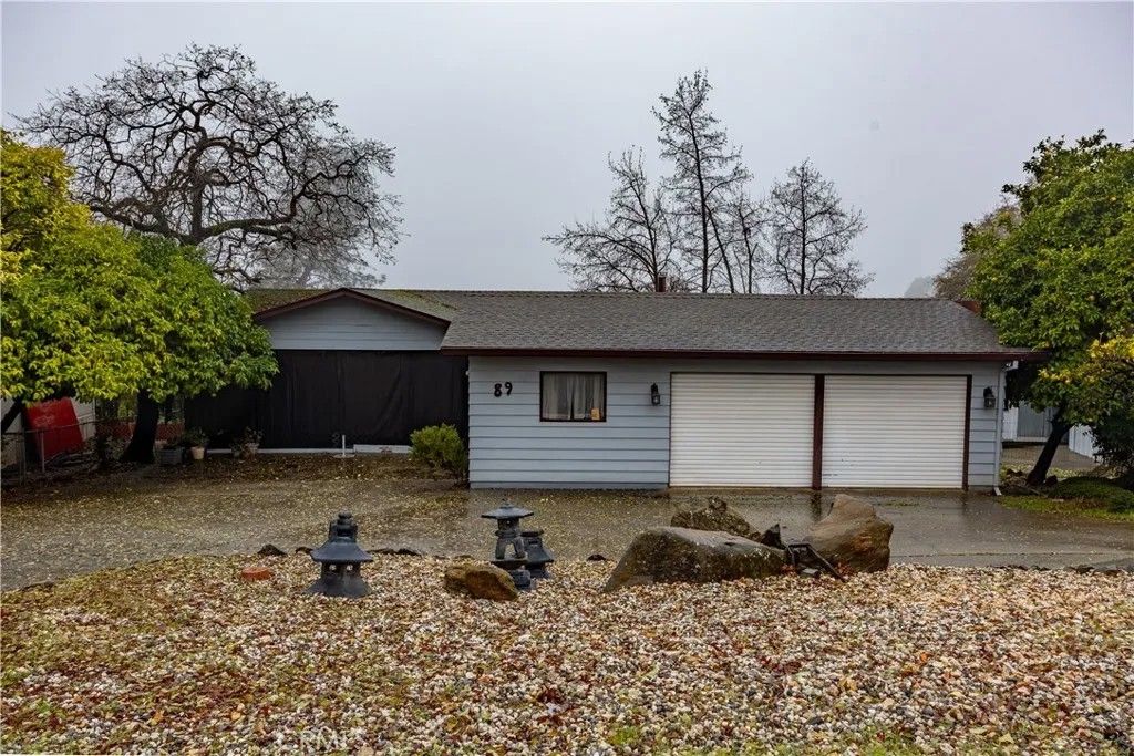 Photo of 89 Greenbriar Drive, Oroville, CA 95966 (MLS # SN26000721)