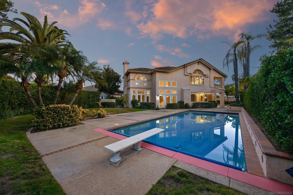 Photo of 516 Camino Bailen, Escondido, CA 92029 (MLS # 260004549)